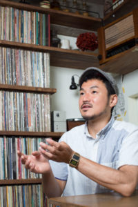 「模型や料理など、ものを作ることが好きでした」と語る松本さん。