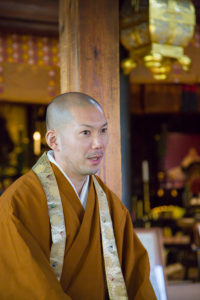 素晴らしい今様をご披露下さった、赤松御住職。